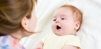 Bebek Teknolojisinde Akıllı Monitör Sistemleri Bebek bakımında teknolojinin sunduğu yenilikler her geçen yıl daha fazla ilgi görüyor. Özellikle ebeveynlerin bebeklerini uzaktan takip edebilmesine olanak tanıyan akıllı monitör sistemleri, hem güvenliği artıran hem de günlük bakım sürecini kolaylaştıran çözümler arasında yer alıyor. Gelişmiş kamera teknolojileri, mobil uygulama desteği ve çeşitli sensörlerle donatılan bu ürünler, modern ailelerin ihtiyaçlarına yönelik farklı özellikler sunuyor. Konulu bir haber görseli.